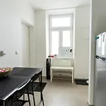Free Garage, U4&U6 5Min, 33M2