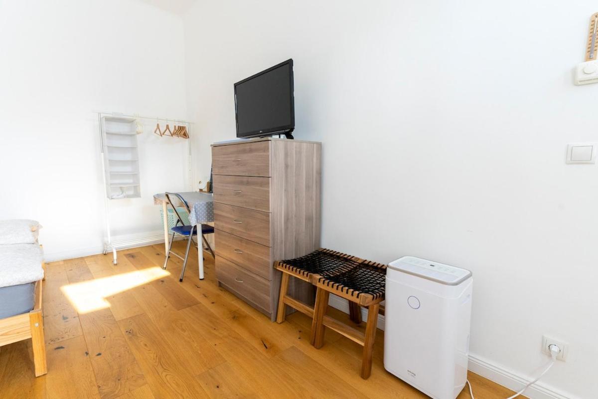 Free Garage, U4&u6 5min, 33m2 * Wien