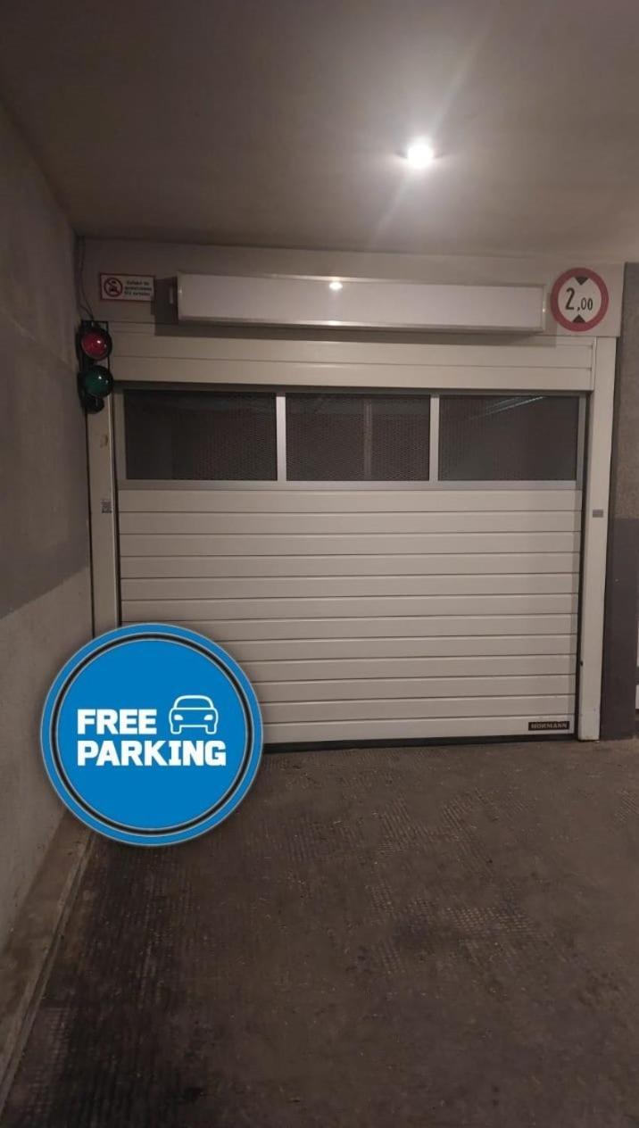 Free Garage, U4&u6 5min, 33m2 Apartment *